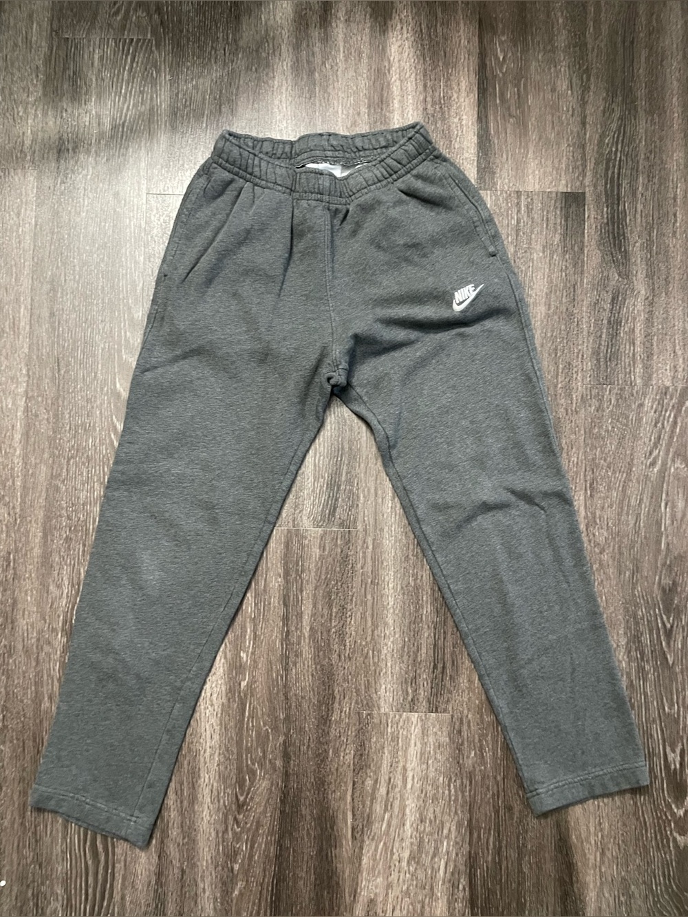 Nike Club Fleece Tapered Sweatpants